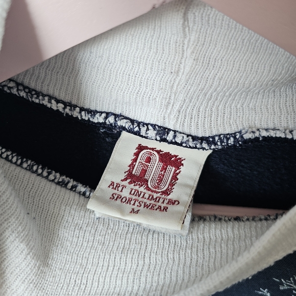 Cozy Vintage Winter Scene Sweater - Picture 2 of 6